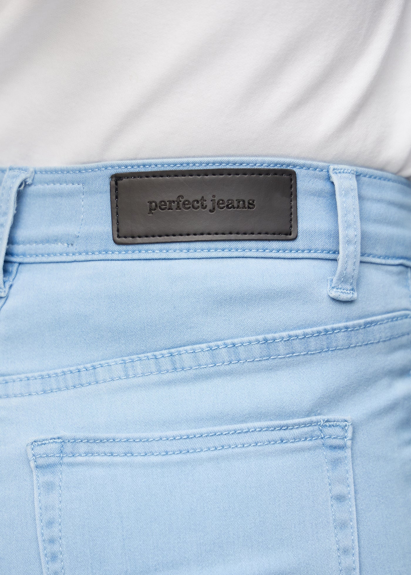 Perfect Shorts - Middle - Regular - Skies™