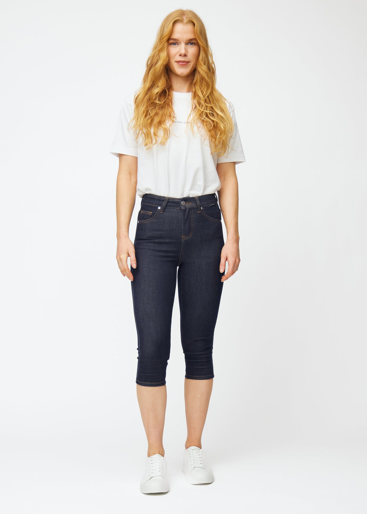 Midnights™ Skinny Denim Capris - Dark Blue - Women | Perfect Jeans